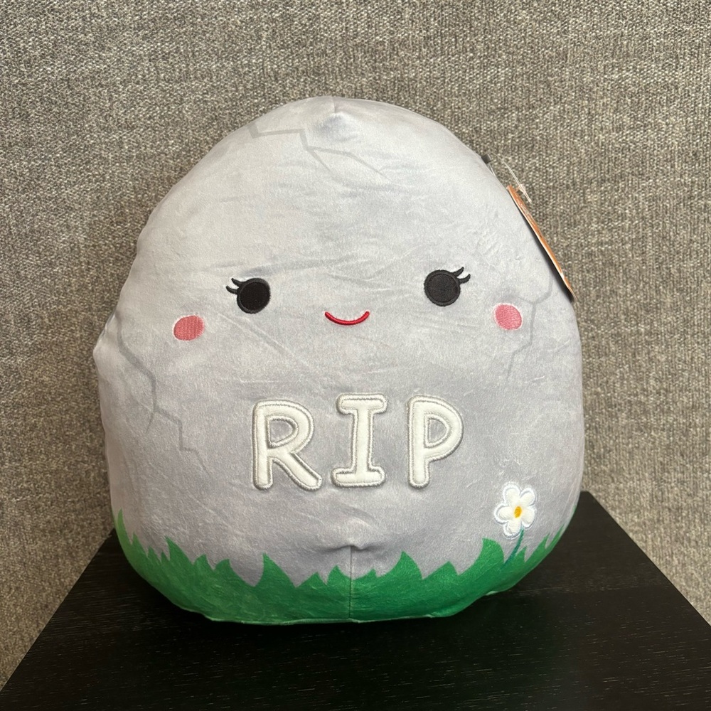 Felice Tombstone Squishmallow